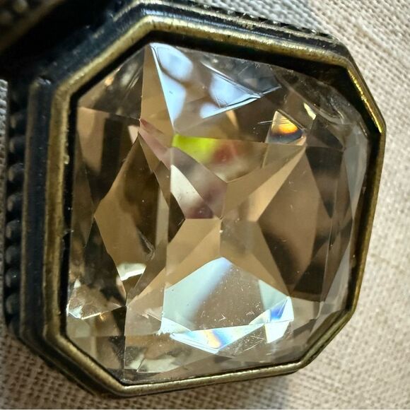 ROYAL CROWN BRONZE PENDANT – LARGE FAUX DIAMOND HEXAGON - Picture 5 of 17